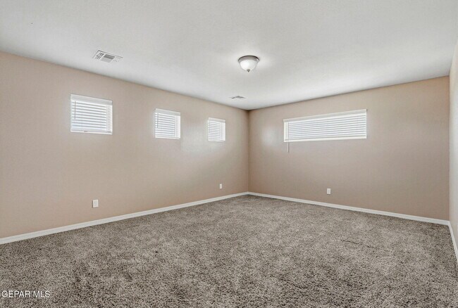 Building Photo - 1004 Wensley Pl