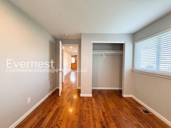 Building Photo - 4220 S Inca St