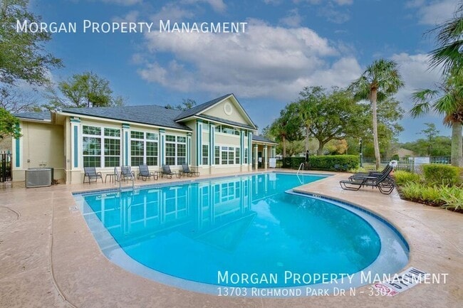 Building Photo - 13703 Richmond Park Dr N