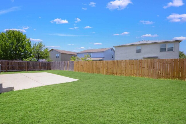 Building Photo - Spacious 4-Bedroom Rental Home in Cibolo, ...