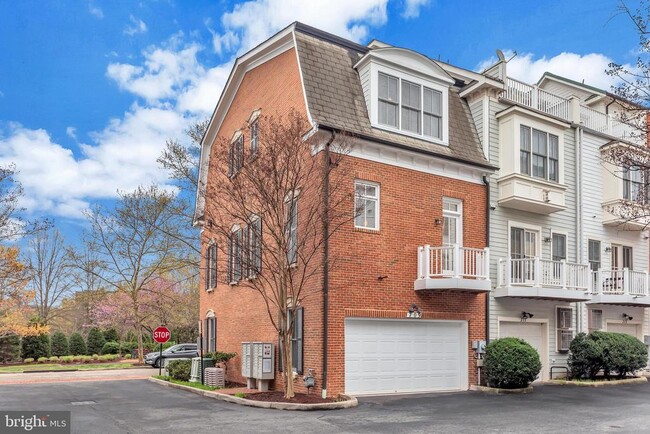 Building Photo - 709 Carpenter Rd