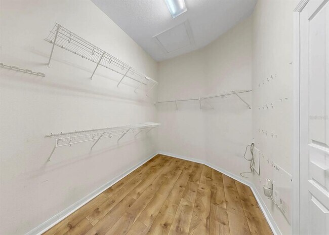 Building Photo - 5704 Sea Trout Pl