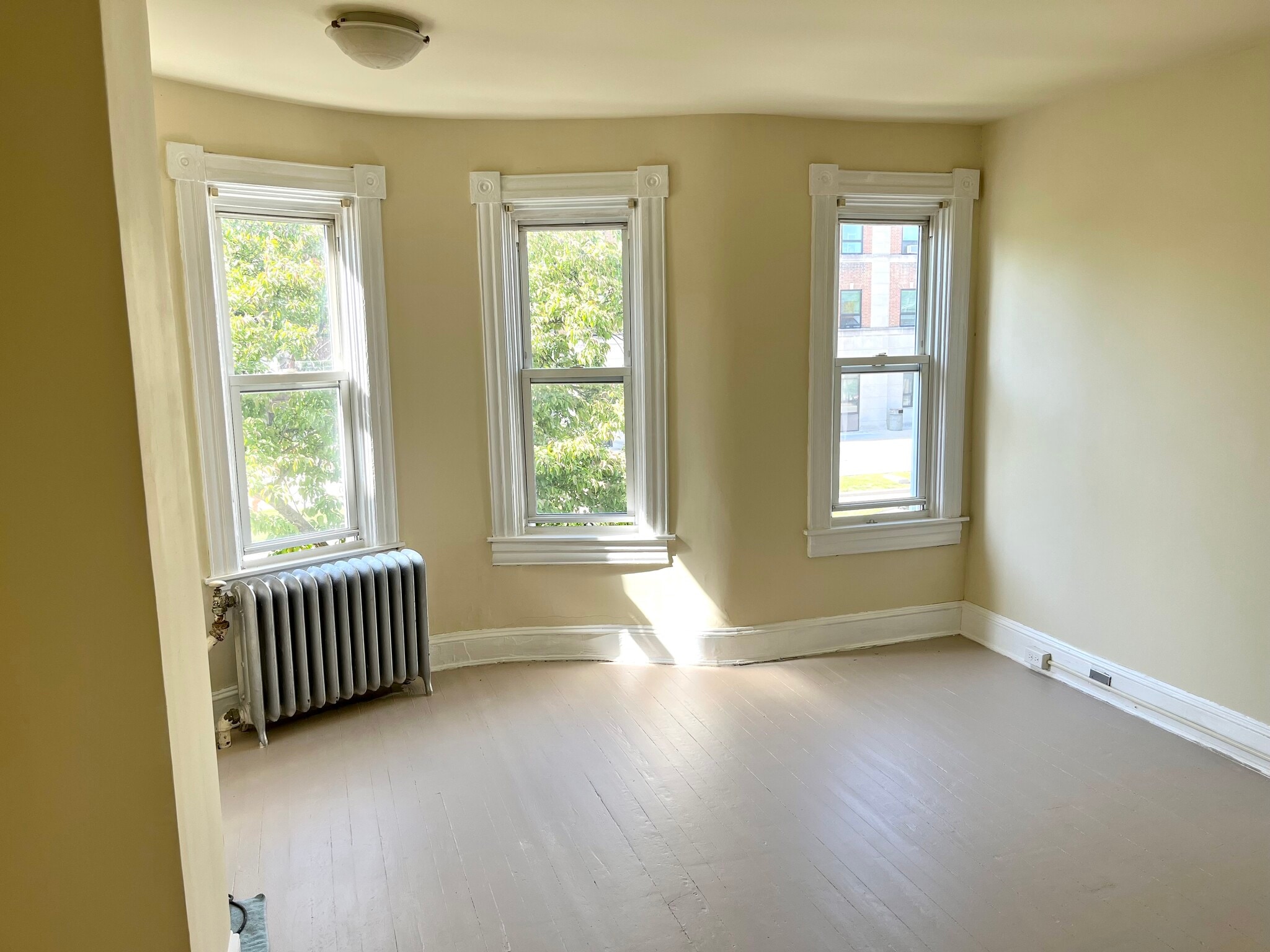 Bedroom 12.5 X 14 - 253 W 31st St
