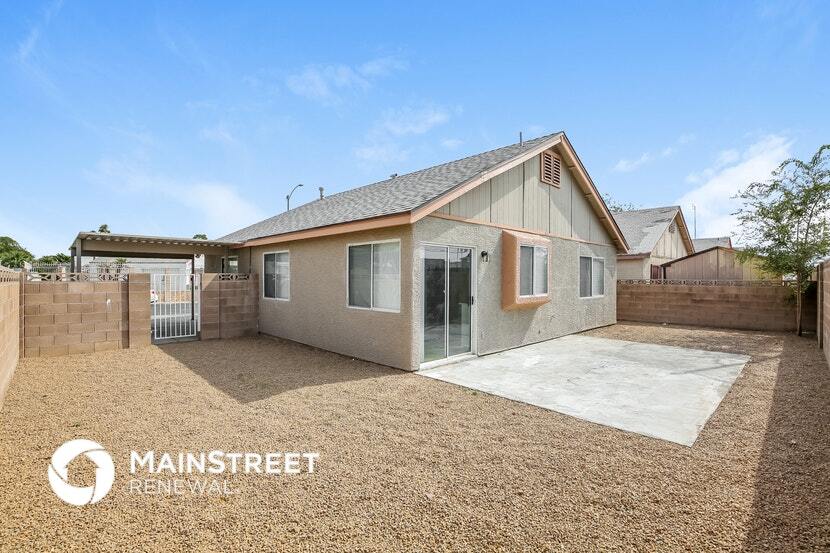 Building Photo - 2025 Havelina St