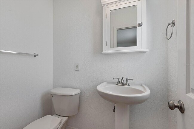 Building Photo - 1244 S Ocean Shore Blvd