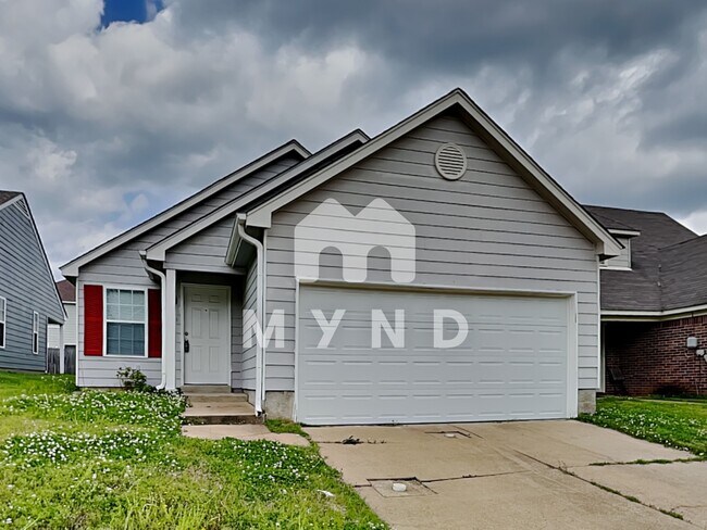 Building Photo - 4828 Royal Run Dr