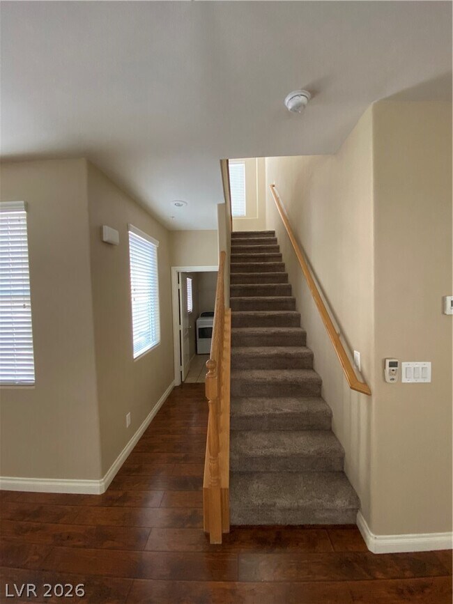 Building Photo - 160 Calm Morning Ave