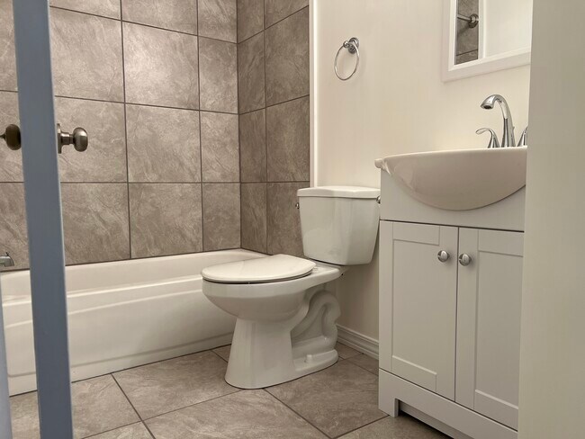 Building Photo - 1412 Nestlewood Ct