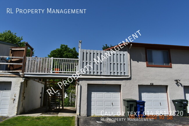 Primary Photo - Cozy 2 Bedroom 1 Bathroom 2nd Floor Condo ...