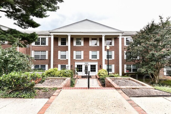 Building Photo - 7621 Tremayne Pl
