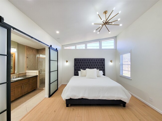 Building Photo - 2318 Ansbury Dr