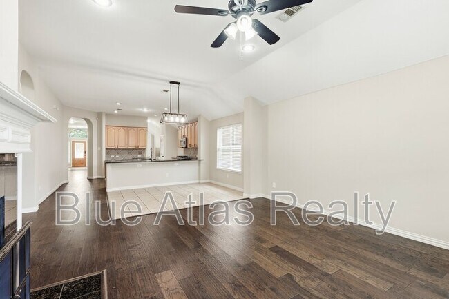 Building Photo - 4353 Mountain Crest Dr