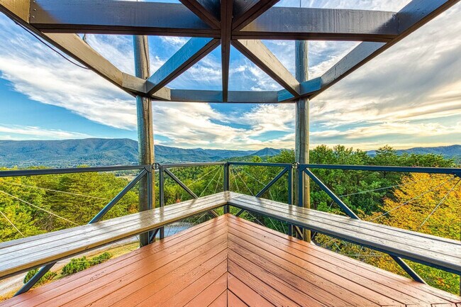 Building Photo - 1816 Bear Spgs Wy