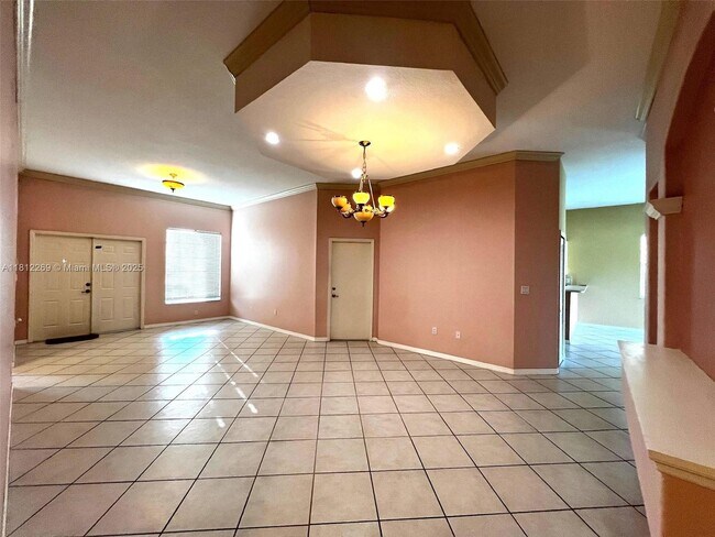 Building Photo - 10139 SW 161st Pl