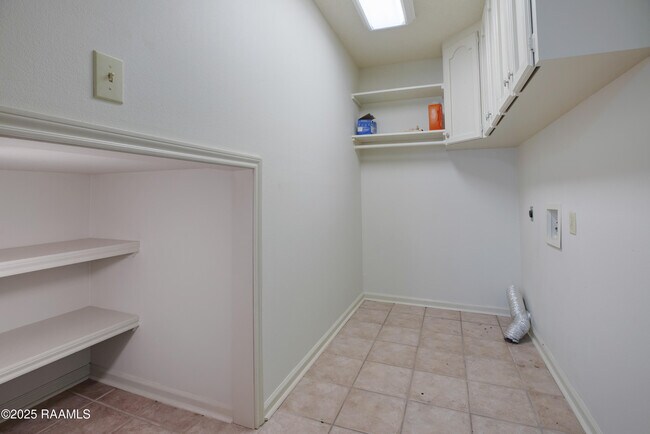 Building Photo - 115 Breckenridge Loop