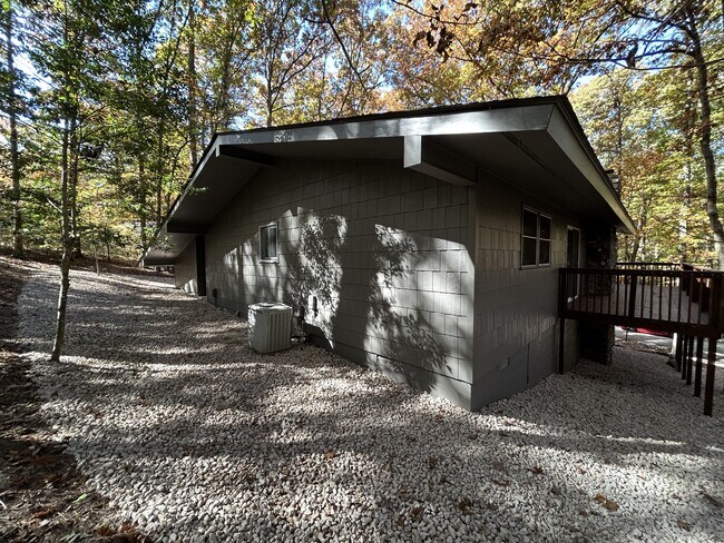 Building Photo - 25 Carballo Ln