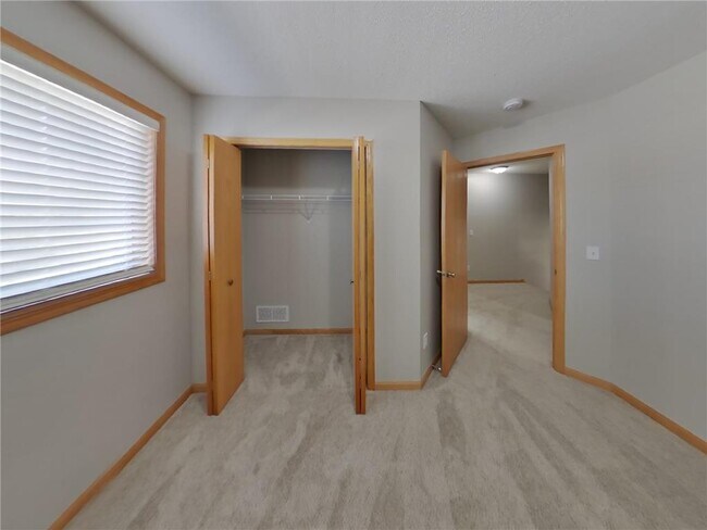 Building Photo - 10420 Karston Ave NE