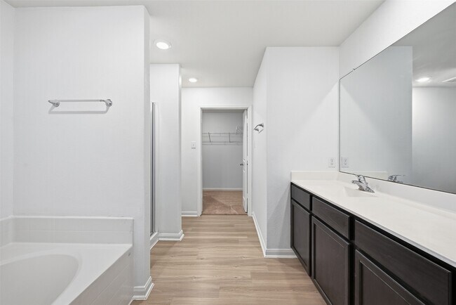 Building Photo - 340 Barrel Cactus Dr