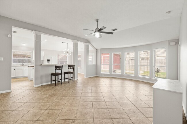 Building Photo - 18418 Kenmark Ln