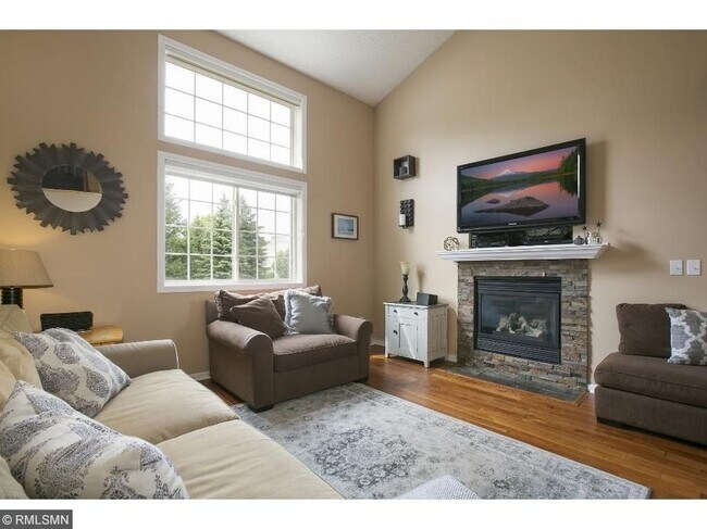 Building Photo - 17647 Hackberry Ct