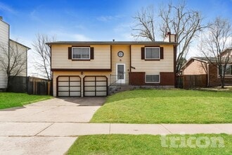 Building Photo - 1046 Nolte Dr W