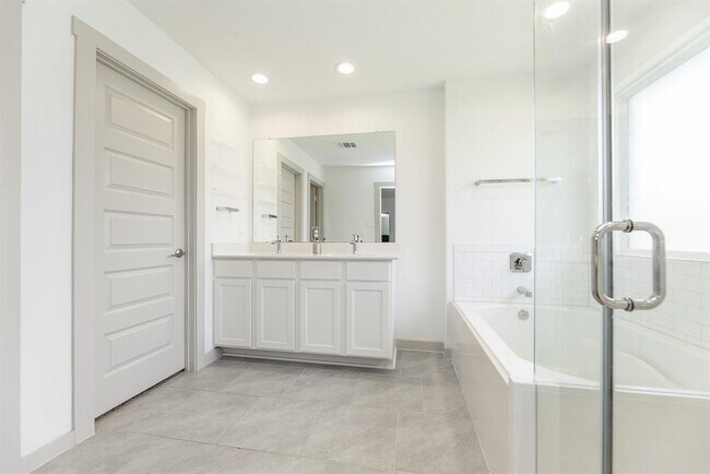Building Photo - 6803 Telford Holw Trl