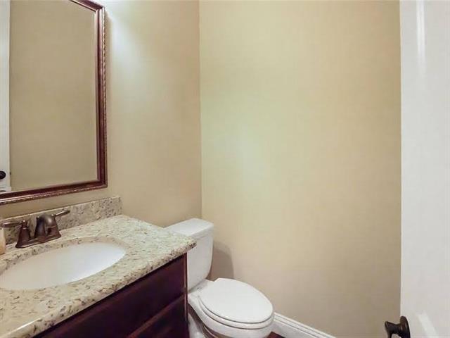 Building Photo - 4815 Livingston Dr