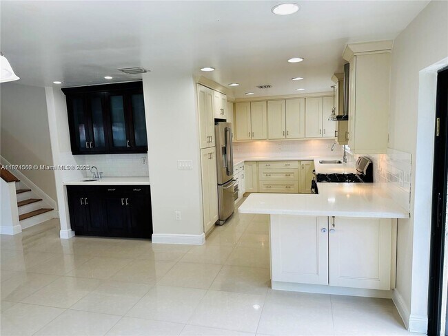 Building Photo - 15038 SW 89th Ter Rd