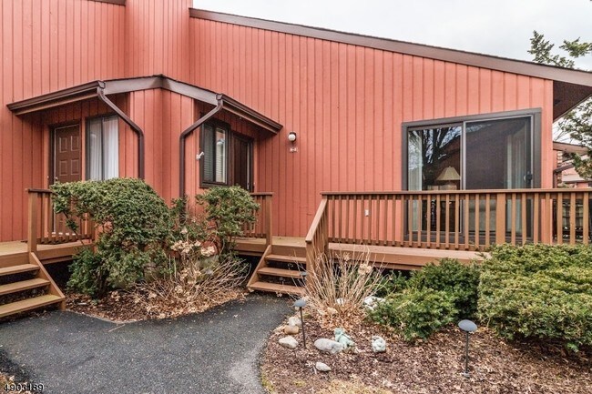 Building Photo - 250 S Ridgedale Ave