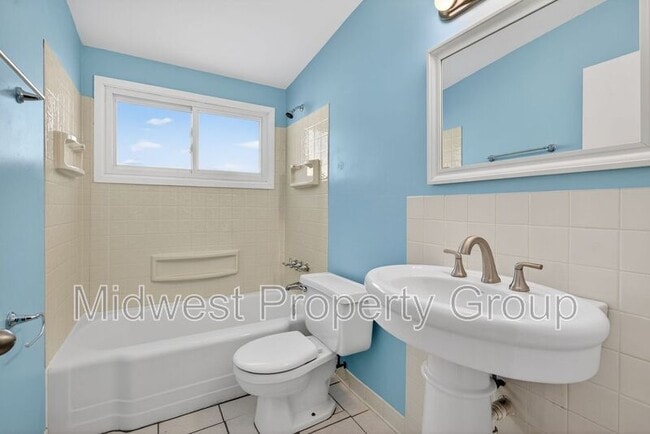 Building Photo - 175 Taney Dr