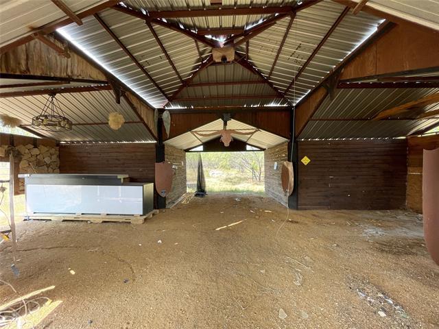 Building Photo - 7976 Bearhill Rd