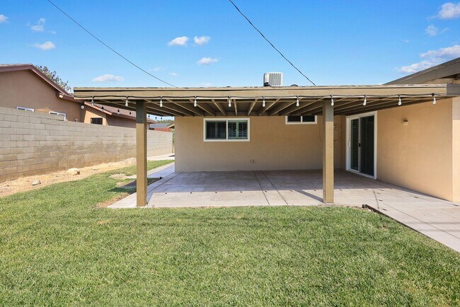 Building Photo - Gorgeous North Upland Home for Lease