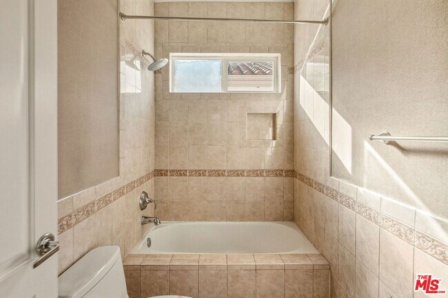 Building Photo - 5217 Etiwanda Ave