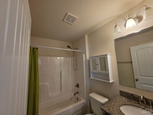 Building Photo - 5165 Peach Dr