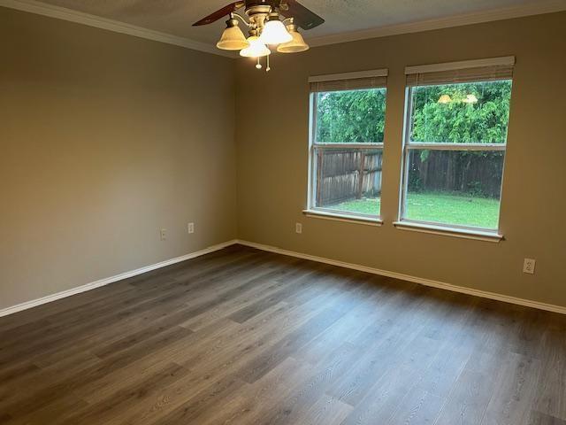 Building Photo - 2424 Rolling Ridge Dr