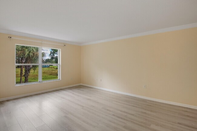 Building Photo - 10208 White Water Lily Way