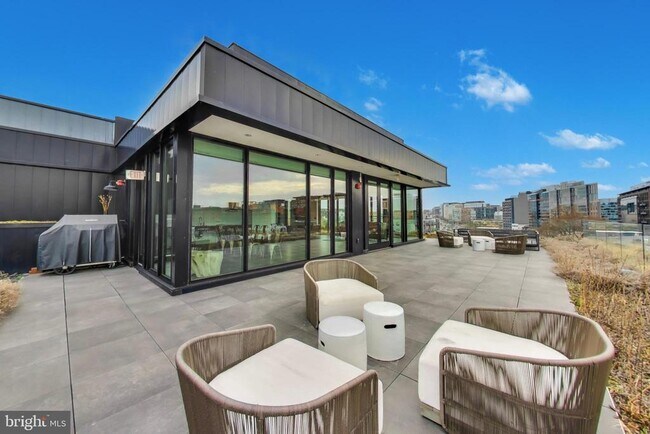 Building Photo - 57 N St NW