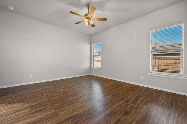 Building Photo - 2107 Kirksey Ave