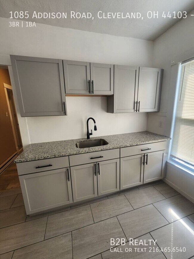Building Photo - 1085 Addison Rd