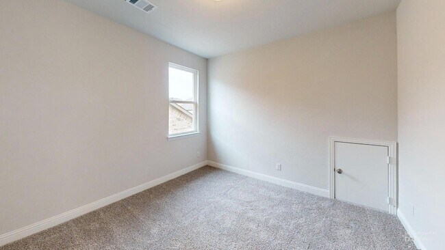 Building Photo - 3206 Cordelia Dr