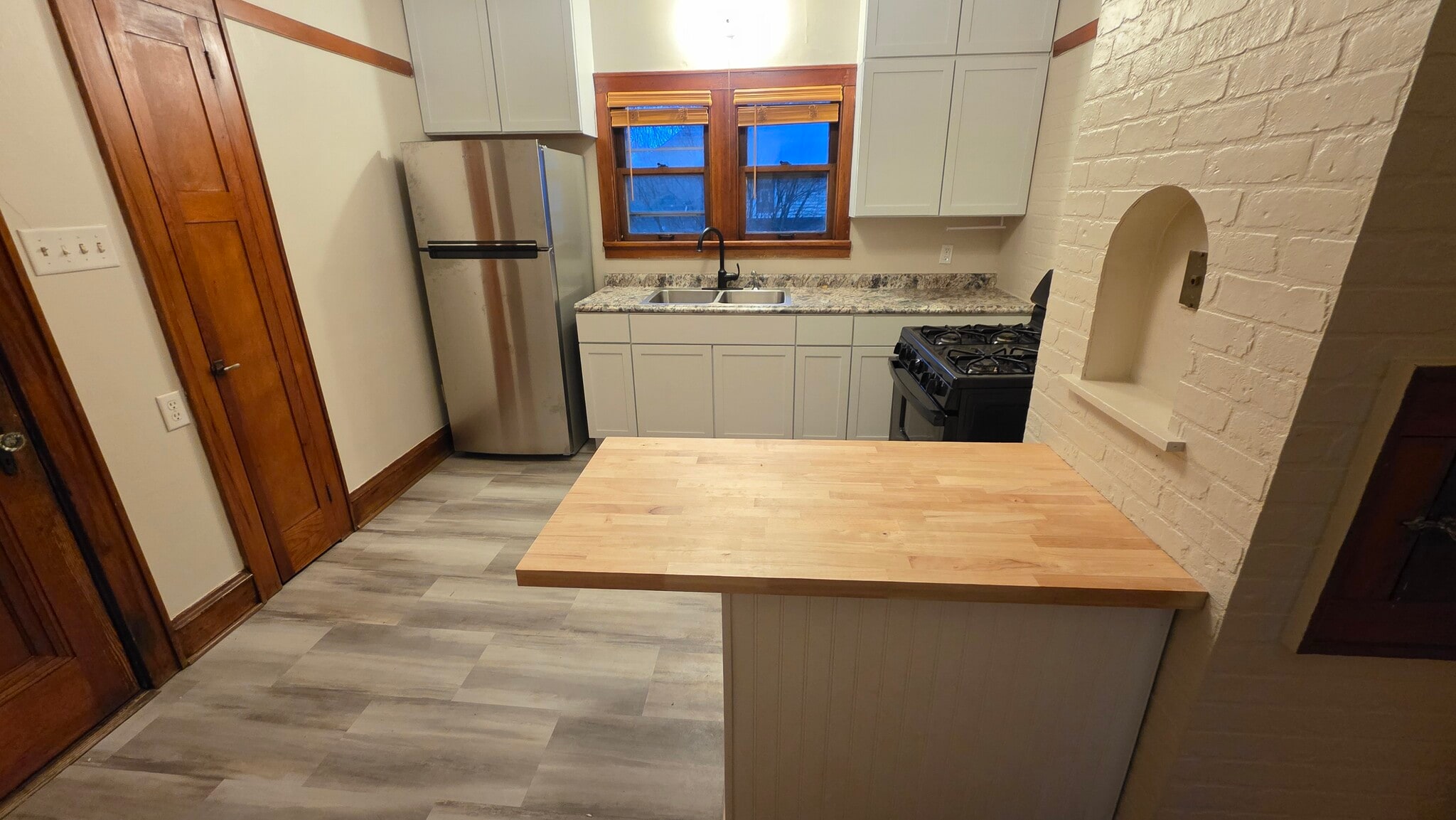 Building Photo - 3250 N 50th St