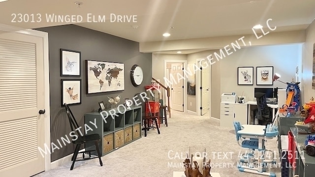Building Photo - 23013 Winged Elm Dr
