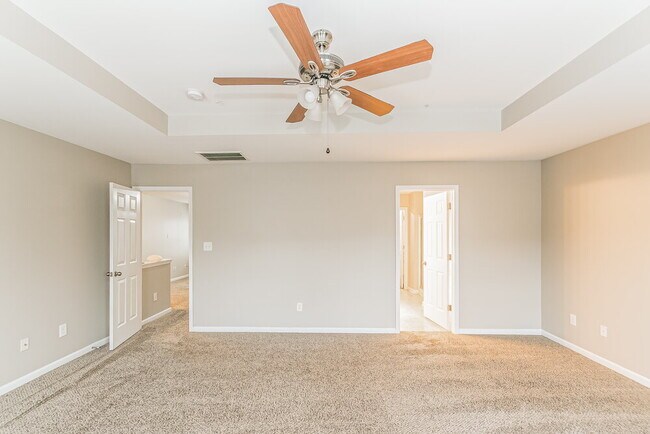 Building Photo - 1547 Cairo Way