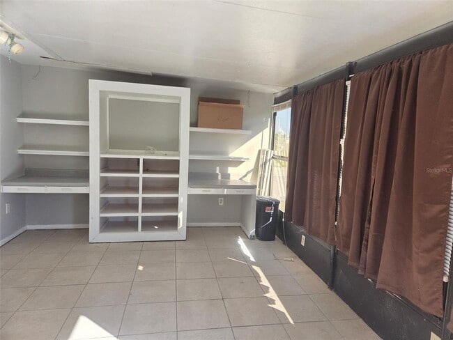 Building Photo - 197 Boundary Blvd