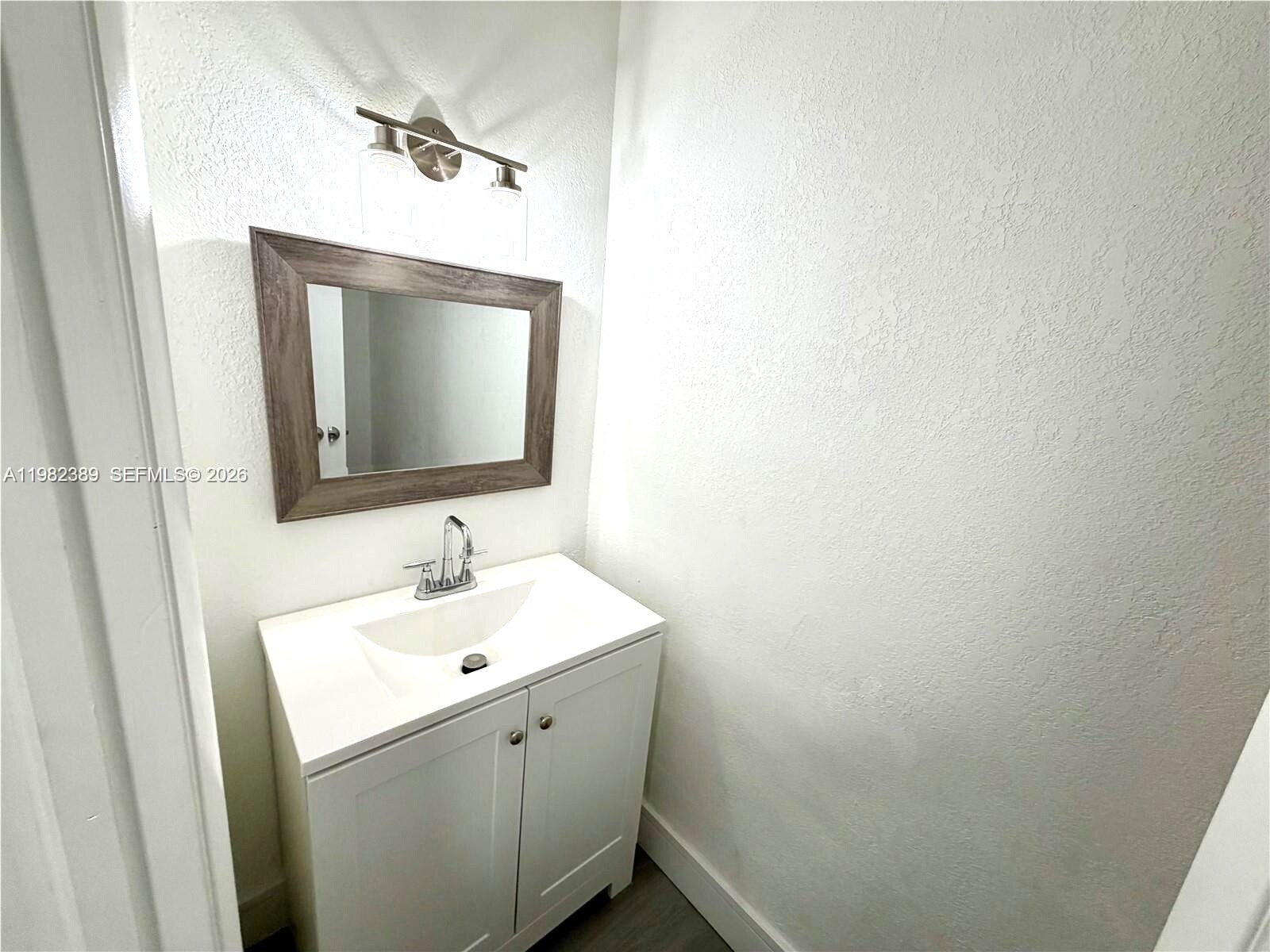 Building Photo - 7155 W 2nd Way