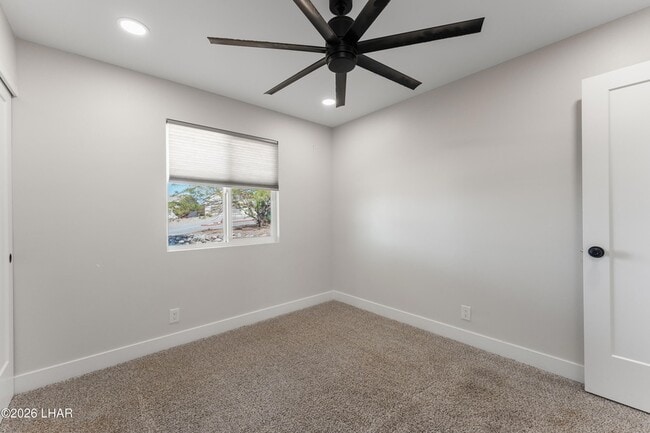 Building Photo - 2150 Lake Havasu Plaza