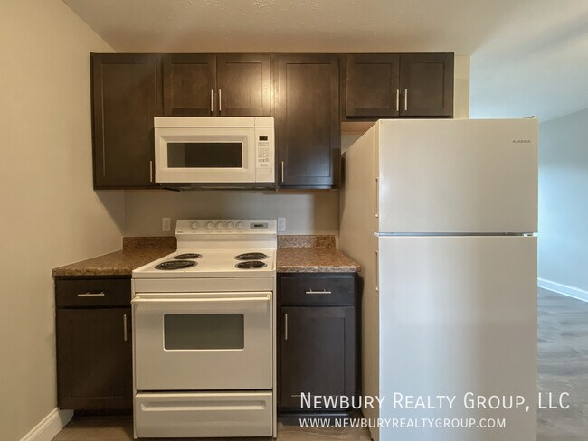 Building Photo - 29 Sunbury Estates