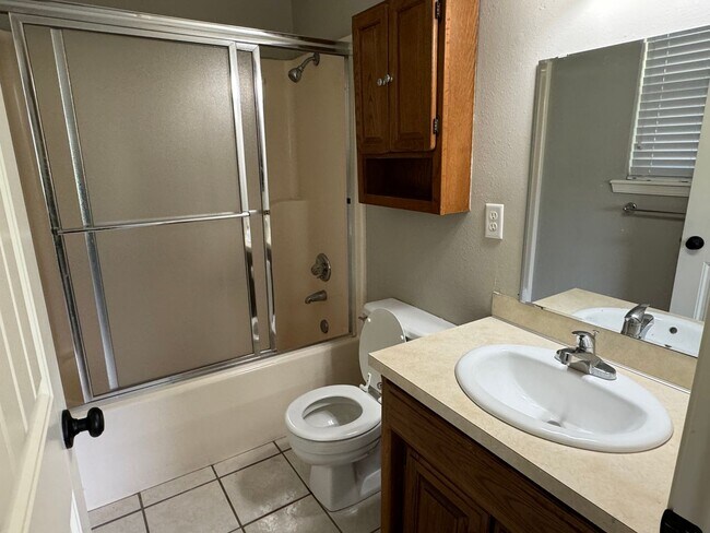 Building Photo - Available July 2025! 4-Bedroom, 2-Bathroom...