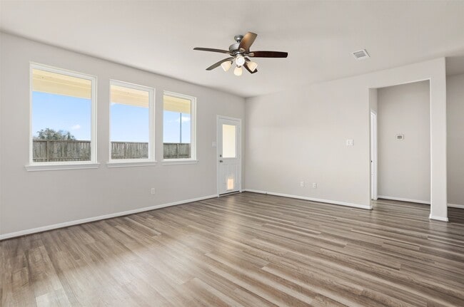 Building Photo - 13401 Emerald Mallard Dr