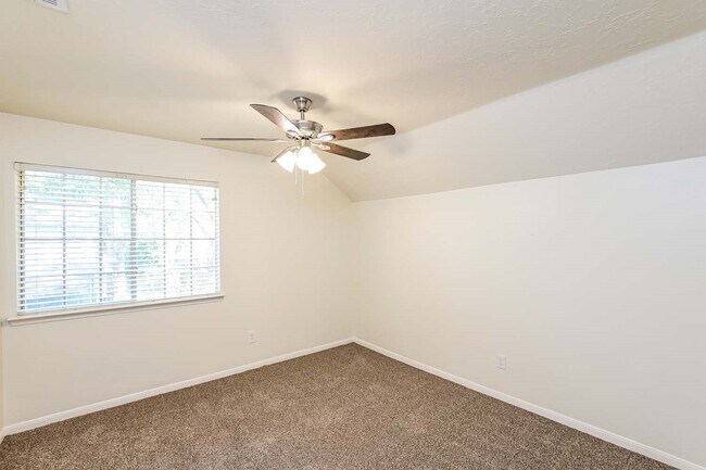 Building Photo - 4223 Mountain Peak Way